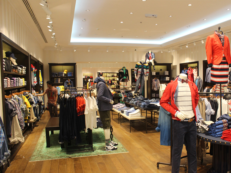 Tommy-Hilfiger-02